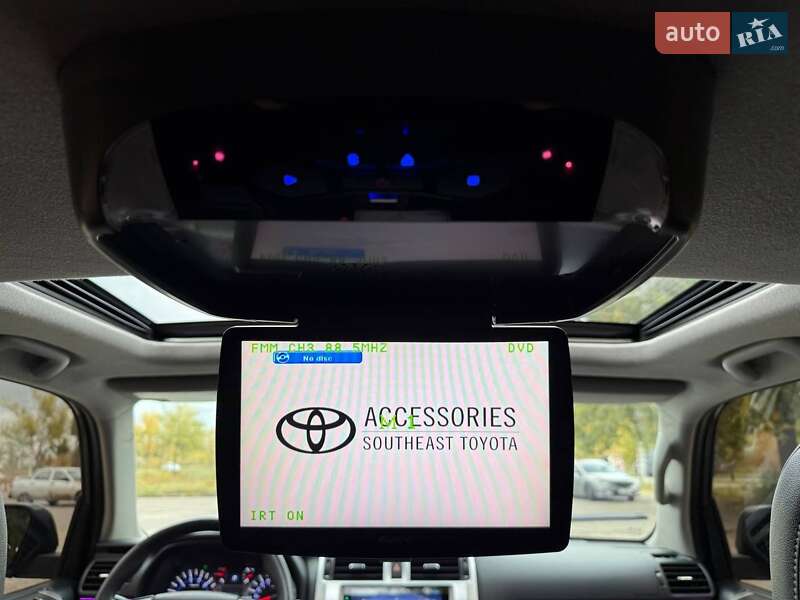 Позашляховик / Кросовер Toyota 4Runner 2014 в Кривому Розі