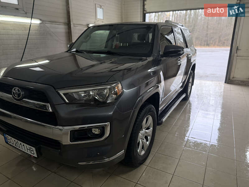 Внедорожник / Кроссовер Toyota 4Runner 2014 в Виннице