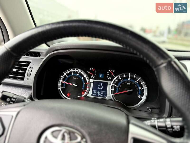 Внедорожник / Кроссовер Toyota 4Runner 2016 в Черкассах фото 37 Внедорожник / Кроссовер Toyota 4Runner 2016 в Черкассах