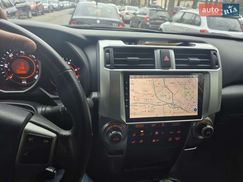 Внедорожник / Кроссовер Toyota 4Runner 2011 в Киеве