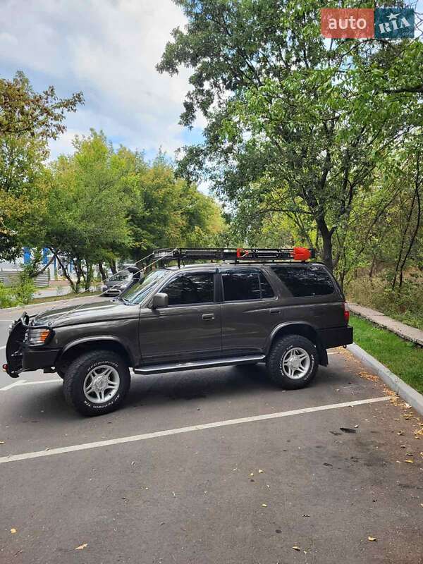 Внедорожник / Кроссовер Toyota 4Runner 1997 в Черкассах