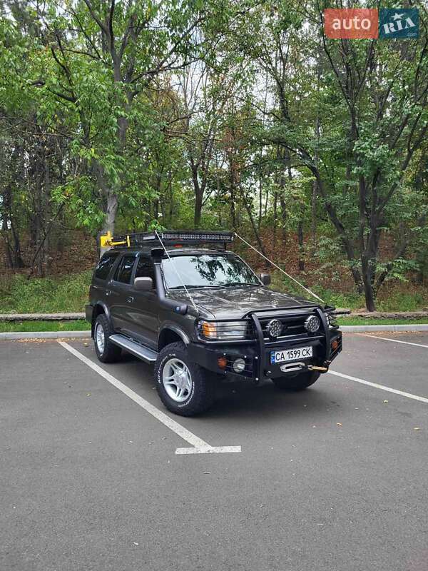 Внедорожник / Кроссовер Toyota 4Runner 1997 в Черкассах