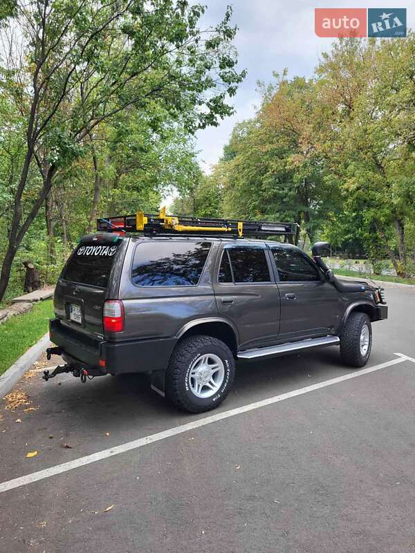 Внедорожник / Кроссовер Toyota 4Runner 1997 в Черкассах