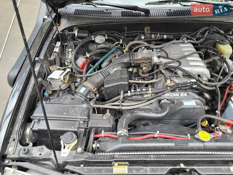 Внедорожник / Кроссовер Toyota 4Runner 1997 в Черкассах