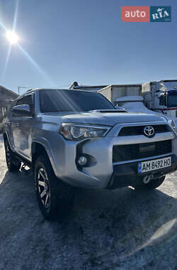 Внедорожник / Кроссовер Toyota 4Runner 2018 в Житомире