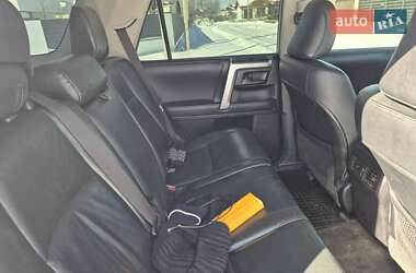 Позашляховик / Кросовер Toyota 4Runner 2011 в Києві