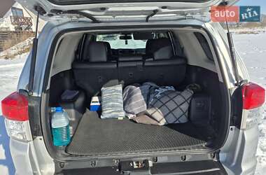 Позашляховик / Кросовер Toyota 4Runner 2011 в Києві