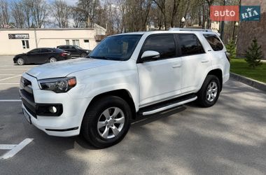 Внедорожник / Кроссовер Toyota 4Runner 2017 в Киеве