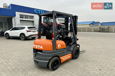 Вилочний навантажувач Toyota 6FG14 2003 в Радомишлі