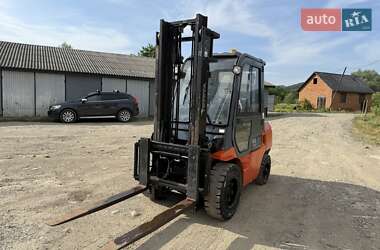 Вилочний навантажувач Toyota 7FG 2006 в Тячеві