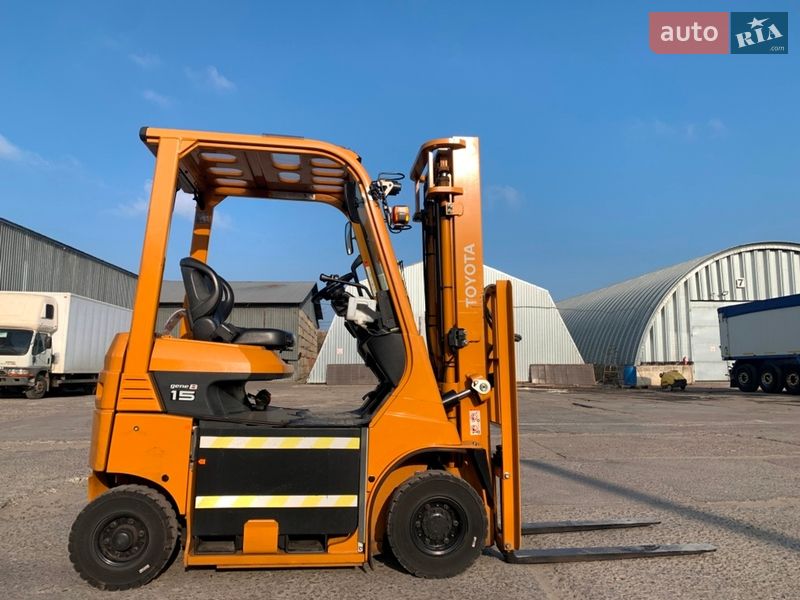 Вилочный погрузчик Toyota 8FBMT15 2020 в Николаеве
