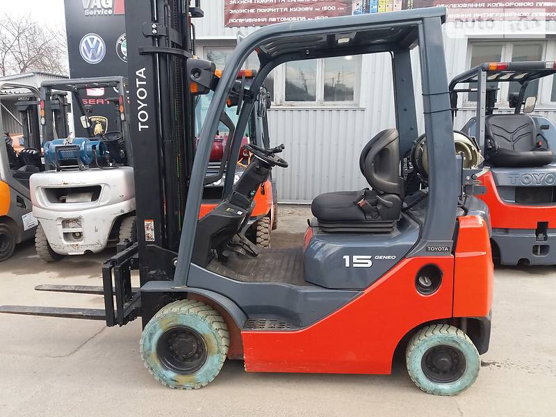 Toyota 8FG15 2011 года