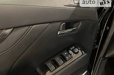 Мінівен Toyota Alphard 2021 в 