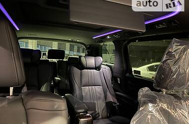 Мінівен Toyota Alphard 2021 в 