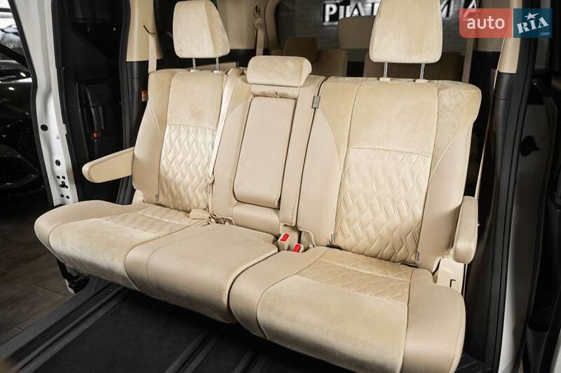 Мінівен Toyota Alphard 2023 в Одесі фото 25 Мінівен Toyota Alphard 2023 в Одесі