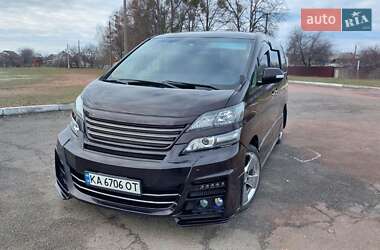 Минивэн Toyota Alphard 2013 в Киеве