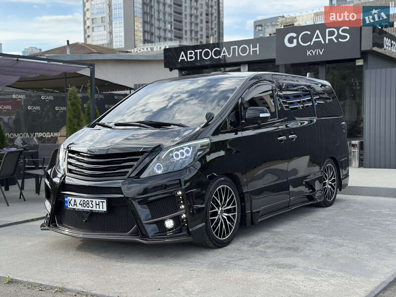 Toyota Alphard 2010