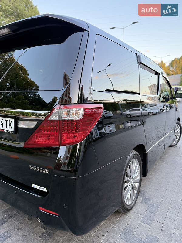 Мінівен Toyota Alphard 2014 в Одесі