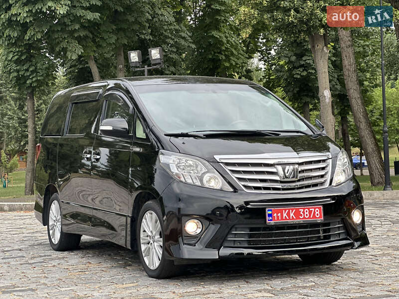 Toyota Alphard 2014