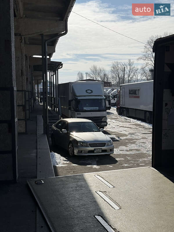 Седан Toyota Altezza 1999 в Киеве фото 28 Седан Toyota Altezza 1999 в Киеве