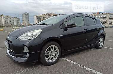 Хетчбек Toyota Aqua 2013 в Києві