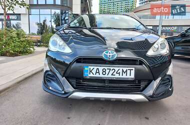 Хетчбек Toyota Aqua 2015 в Києві