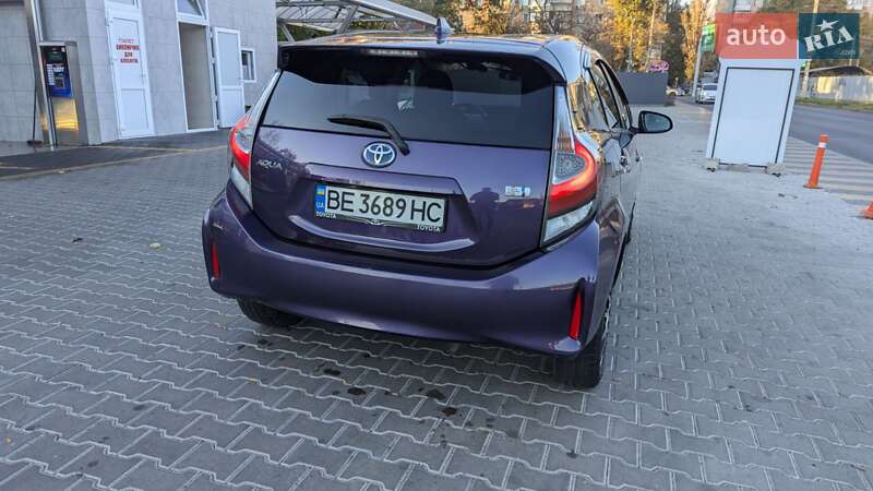 Хетчбек Toyota Aqua 2017 в Одесі