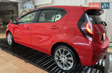 Хэтчбек Toyota Aqua 2019 в 