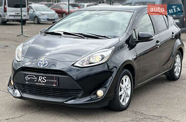 Хэтчбек Toyota Aqua 2019 в 
