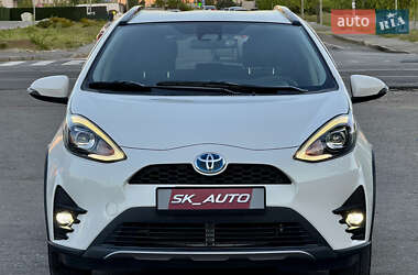 Хэтчбек Toyota Aqua 2017 в 
