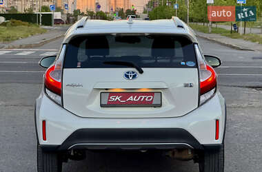 Хэтчбек Toyota Aqua 2017 в 