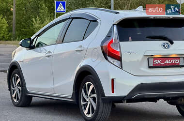 Хэтчбек Toyota Aqua 2017 в 