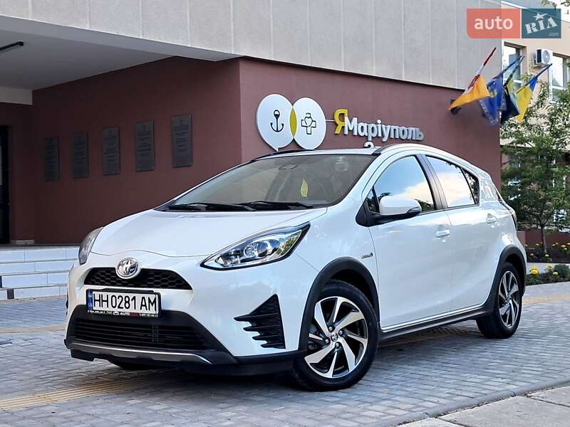 Хетчбек Toyota Aqua 2017 в Одесі
