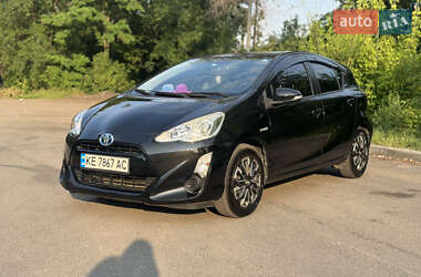 Хэтчбек Toyota Aqua 2015 в 