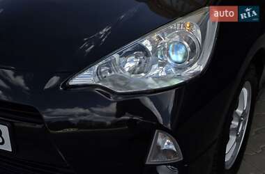 Хэтчбек Toyota Aqua 2013 в 