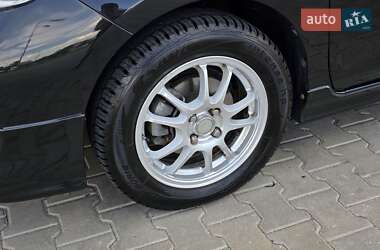 Хэтчбек Toyota Aqua 2013 в 