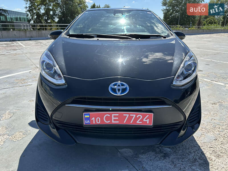 Хетчбек Toyota Aqua 2018 в Києві