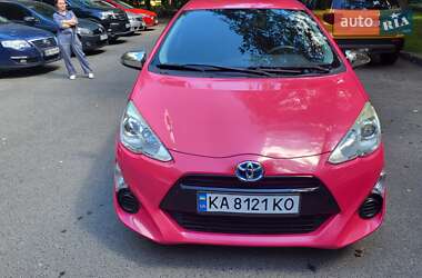 Хэтчбек Toyota Aqua 2016 в Киеве