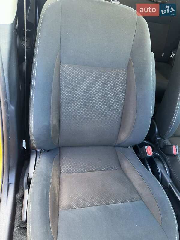 Хетчбек Toyota Aqua 2020 в Києві