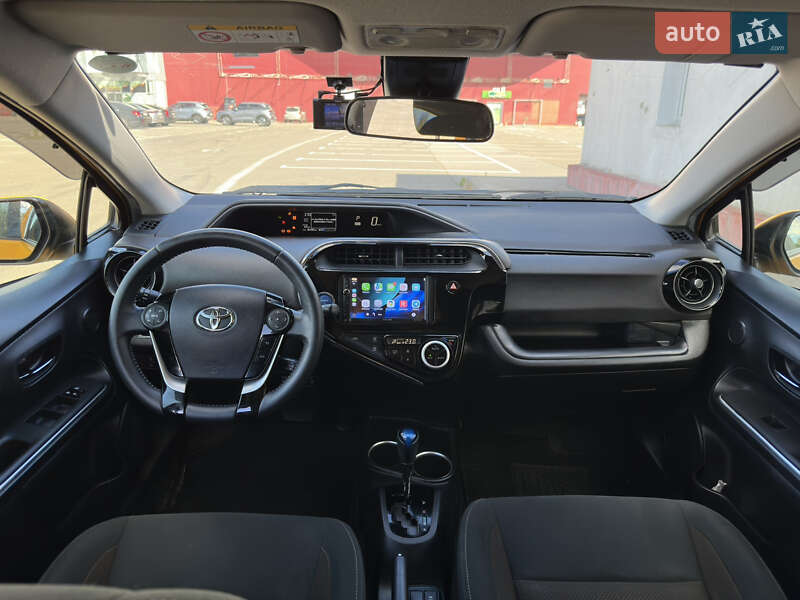 Хетчбек Toyota Aqua 2020 в Києві