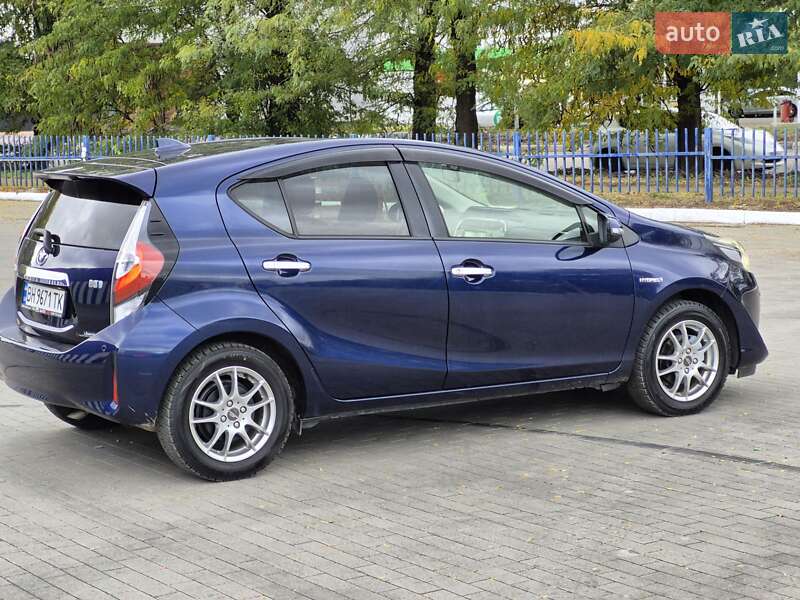 Хетчбек Toyota Aqua 2018 в Одесі