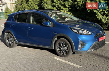 Хэтчбек Toyota Aqua 2017 в Киеве