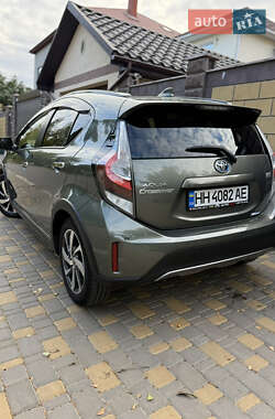 Хетчбек Toyota Aqua 2020 в 
