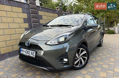 Хетчбек Toyota Aqua 2020 в 