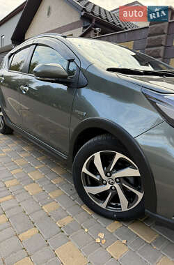 Хетчбек Toyota Aqua 2020 в 