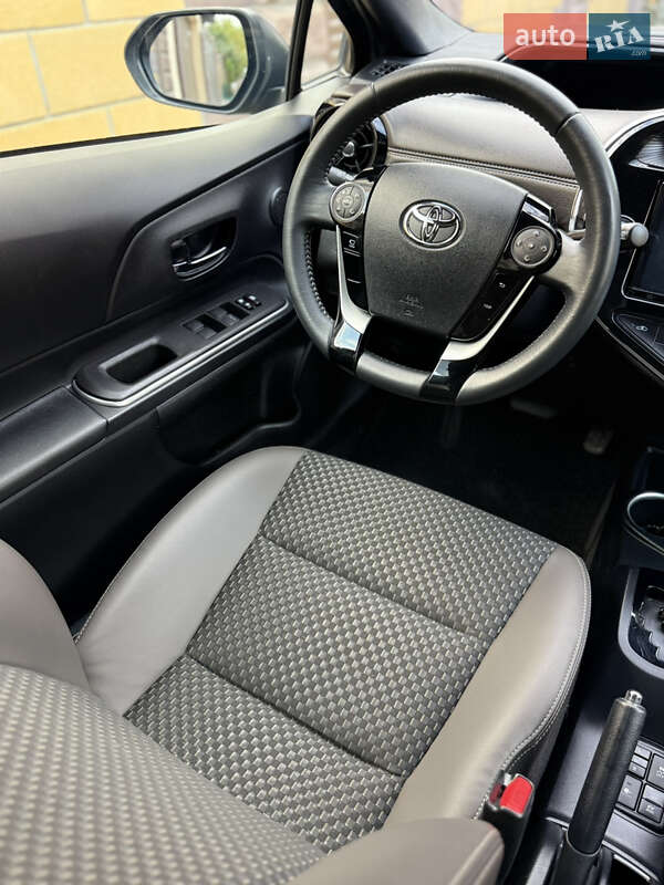 Хэтчбек Toyota Aqua 2020 в Одессе фото 63 Хэтчбек Toyota Aqua 2020 в Одессе