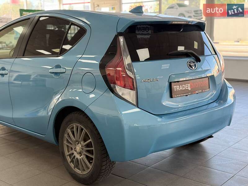Хэтчбек Toyota Aqua 2015 в Киеве фото 8 Хэтчбек Toyota Aqua 2015 в Киеве