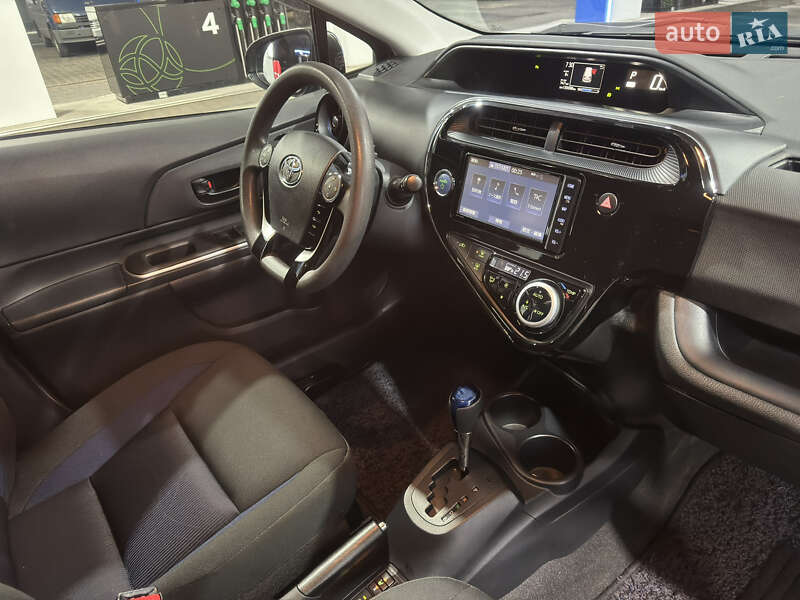 Хэтчбек Toyota Aqua 2018 в Киеве