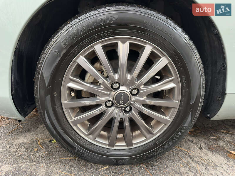 Хэтчбек Toyota Aqua 2022 в Киеве