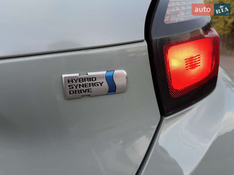 Хэтчбек Toyota Aqua 2022 в Киеве